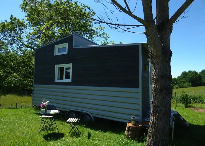 Гостевой дом La Tiny Des 3 Pics