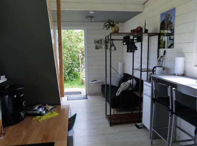 La Tiny Des 3 Pics Гостевой дом Bartres