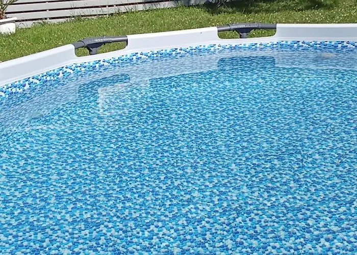 La Tiny Des 3 Pics Гостевой дом Bartres